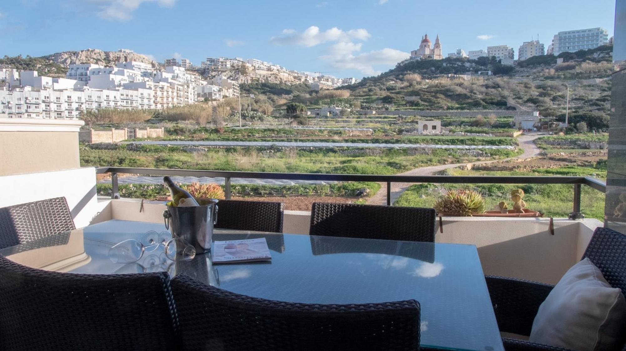 Mellieha Bay 3 Bedroom Apartment " Bliss On The Bay " Exterior foto